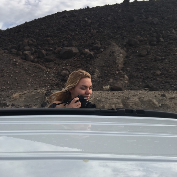 Meet your Posher, Evelyn - Picture 1 of 1